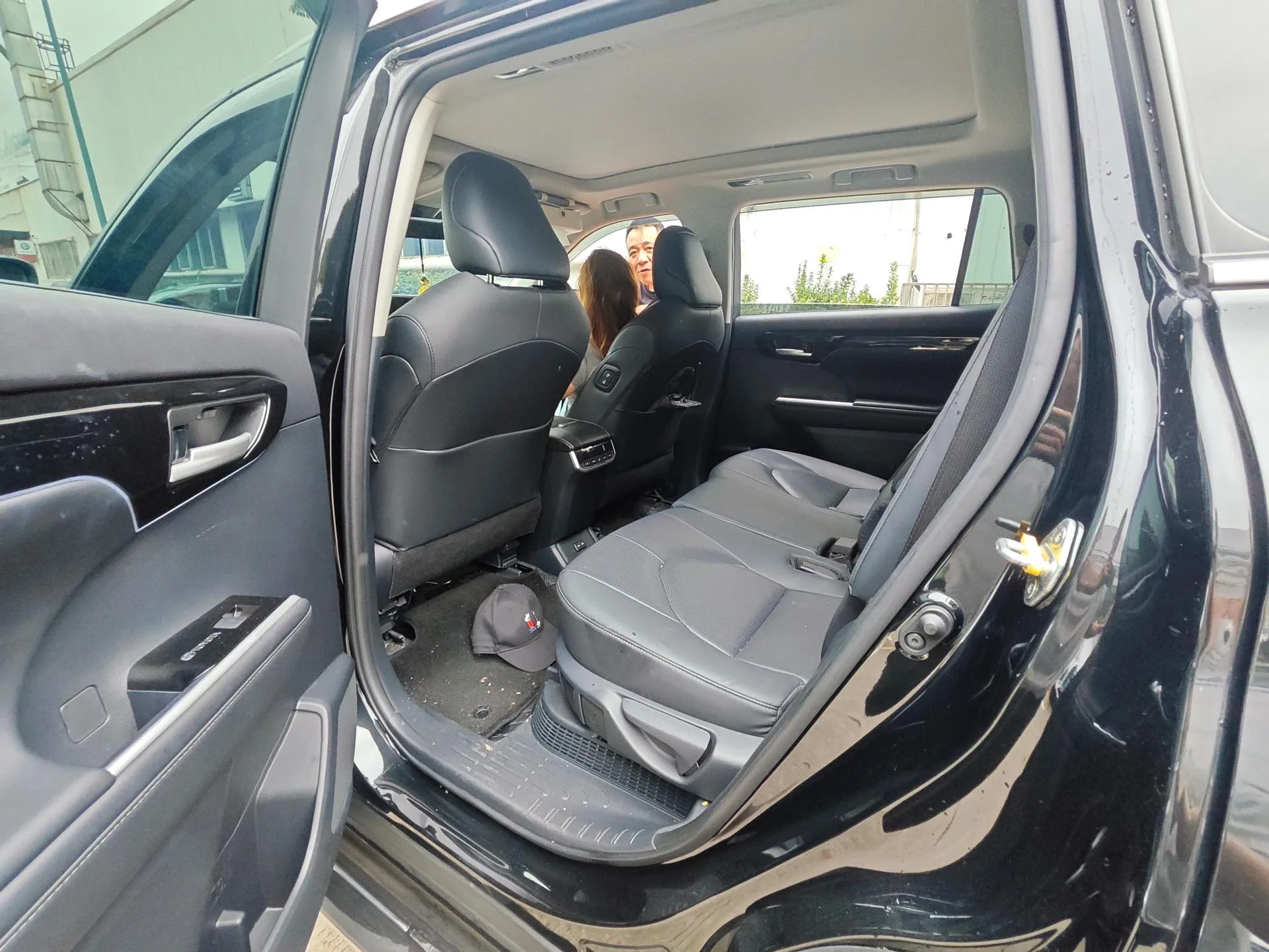 2024 Toyota Highlander Hybrid 2.5 CVT Smart Hybrid AWD Luxury Edition 7-Seater Automatic