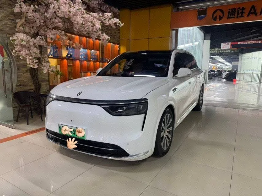 Wenjie M8 2025 Range Extended Max+ Version 53.4kWh 6-Seater