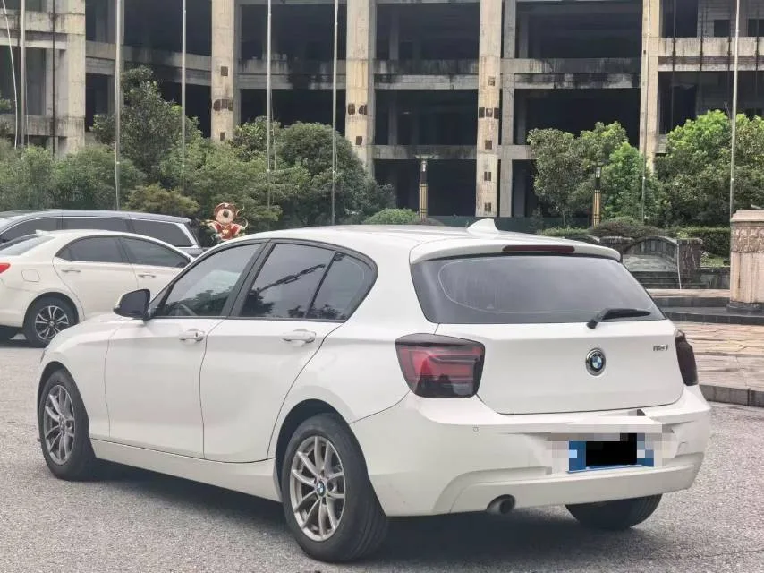 BMW 1 Series (Imported) 2013 Model Year Facelift 118i Leading Edition