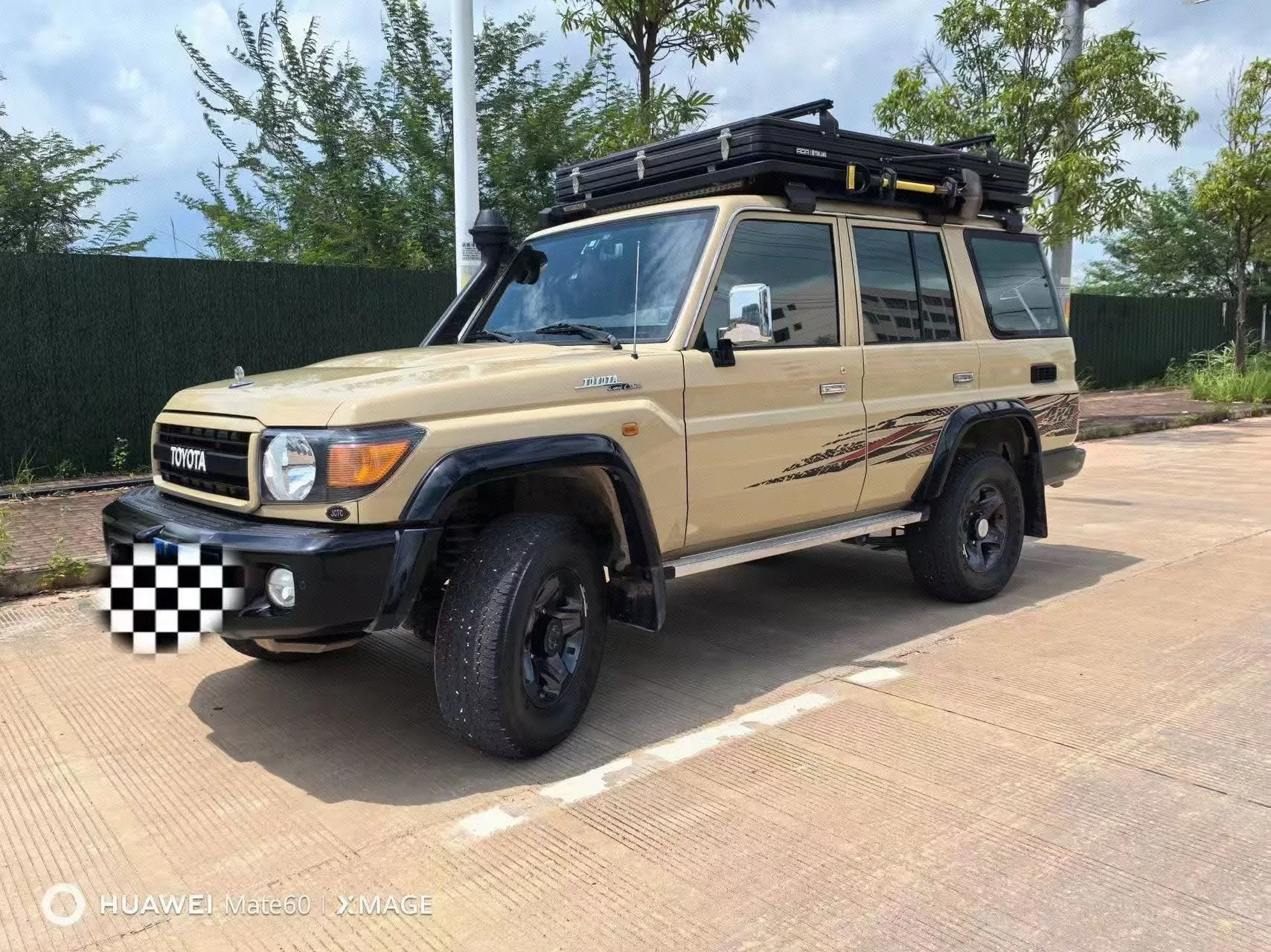 2020 Toyota Land Cruiser (Imported) 4.0 Middle East Edition, Manual Transmission