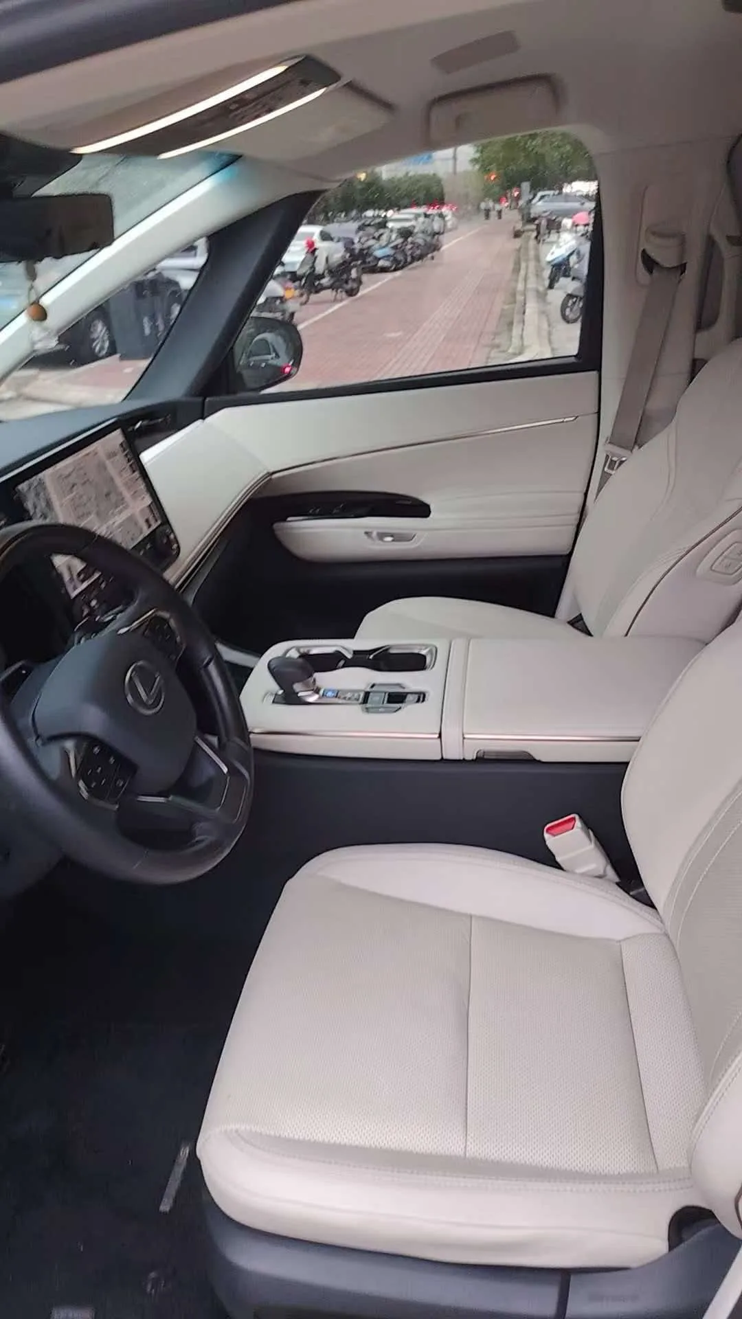 Lexus LM (Imported) 2025 Model Year LM500h 2.4T Six-Seater Prestige Edition, Automatic Transmission