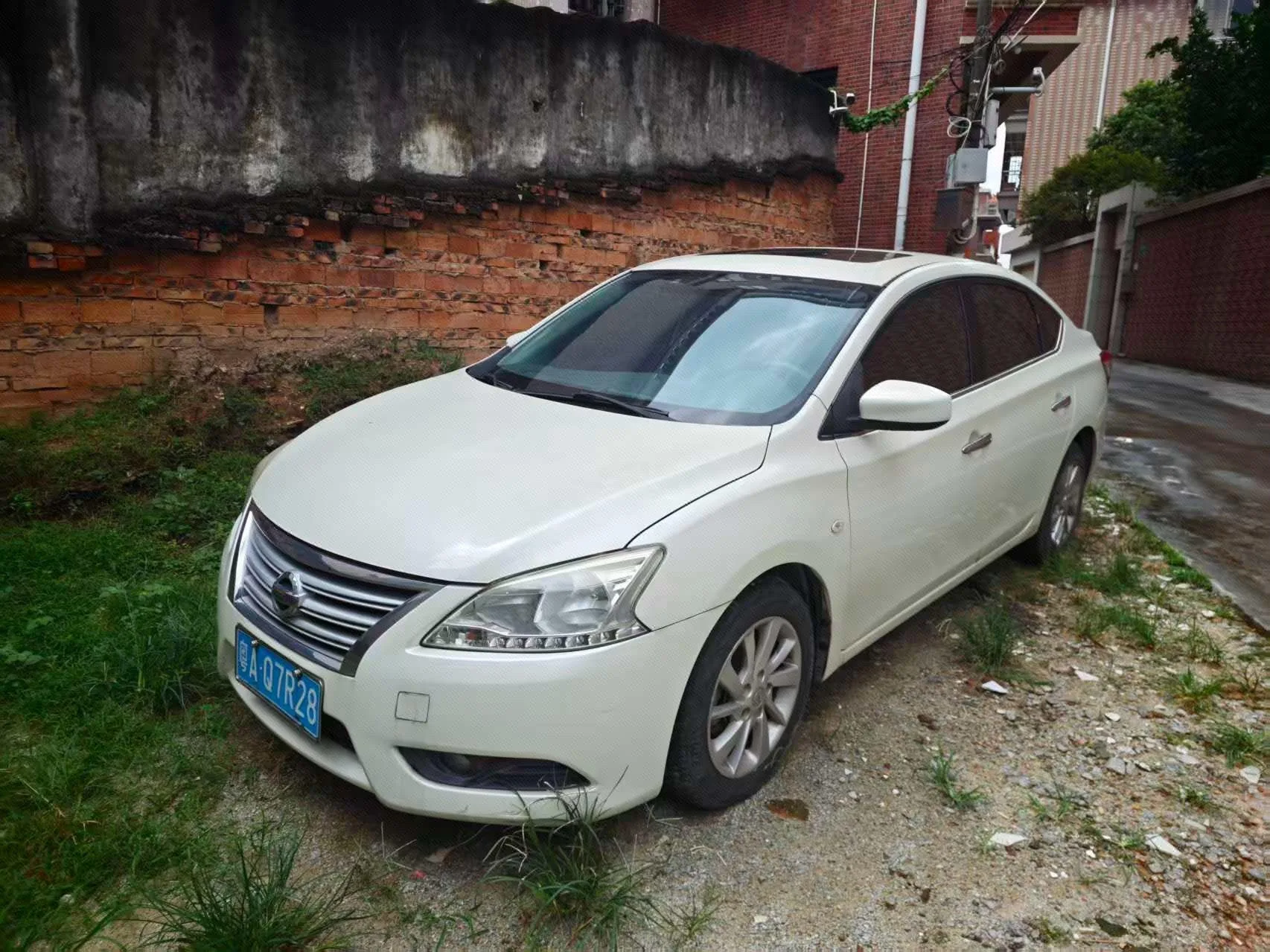 Nissan Sylphy 2014 1.6XV CVT Premium Edition