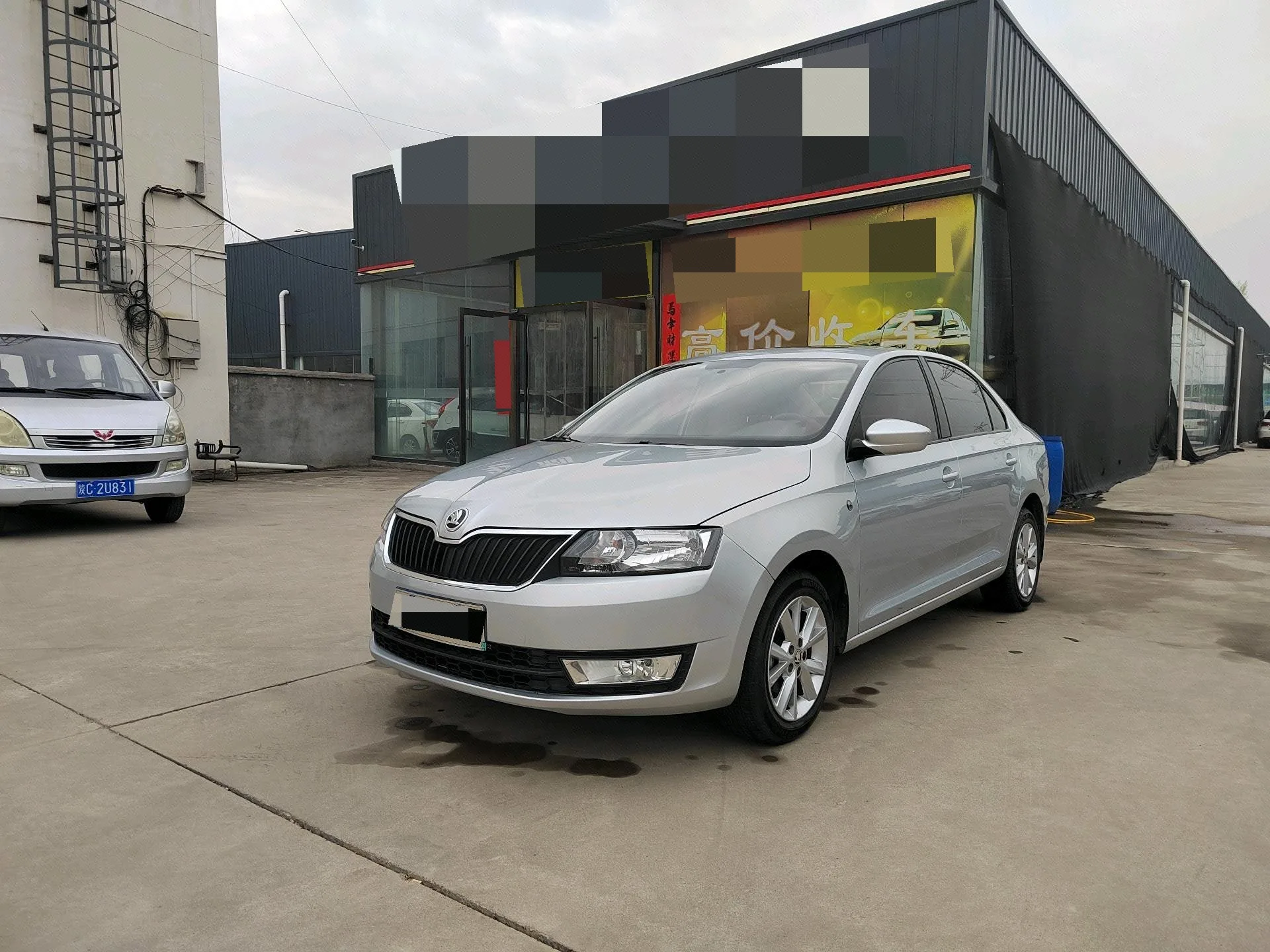 Rapid 2016 1.6L Automatic Forward Edition