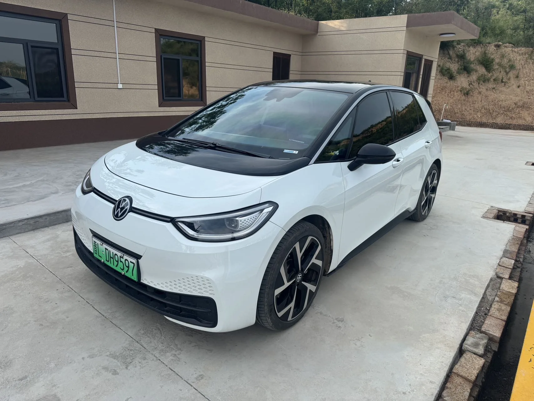 Volkswagen ID.3 Smart Edition 2025 (Automatic)