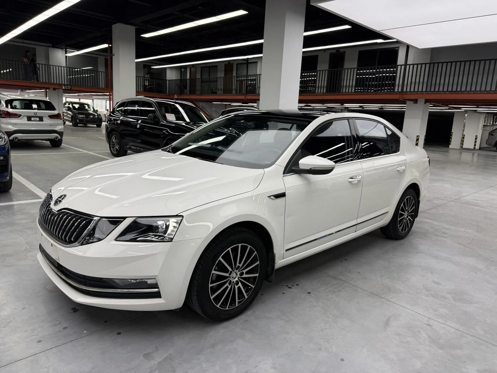 Octavia 2018 TSI230 DSG Luxury Edition