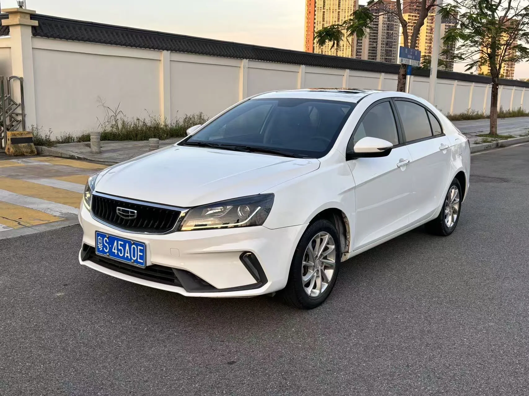 Geely 2021 Emgrand Sedan 1.5 UP Luxury Edition, Manual Transmission