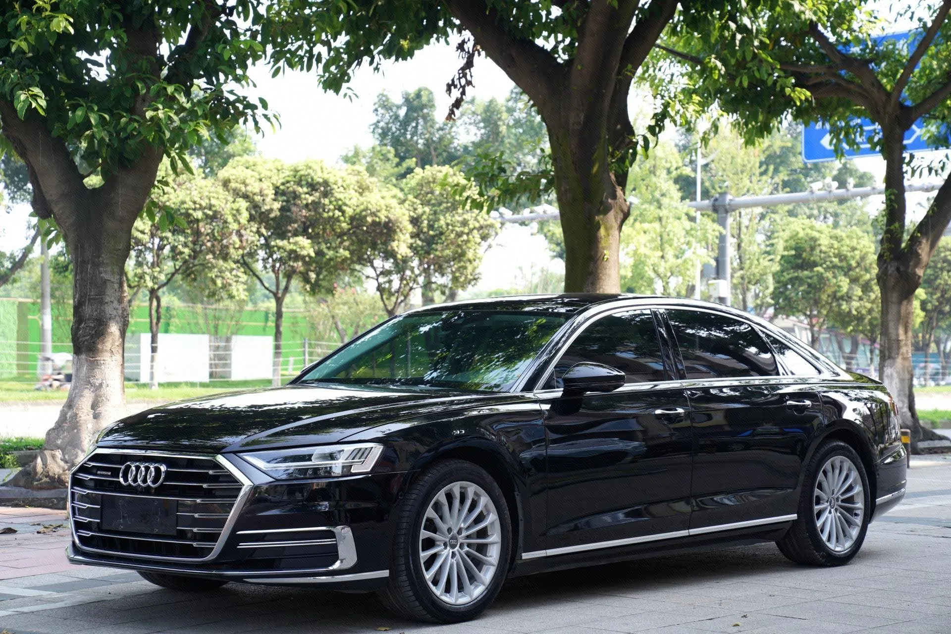 2019 Audi A8 A8L 50 TFSI quattro Comfort