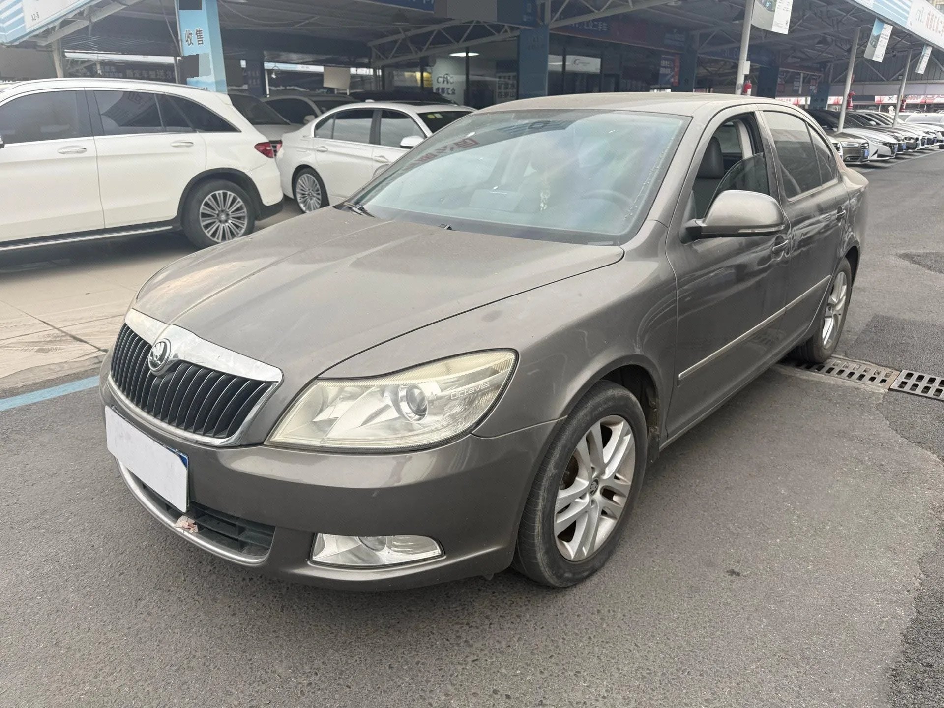 Octavia 2014 1.6L Automatic Elite Edition