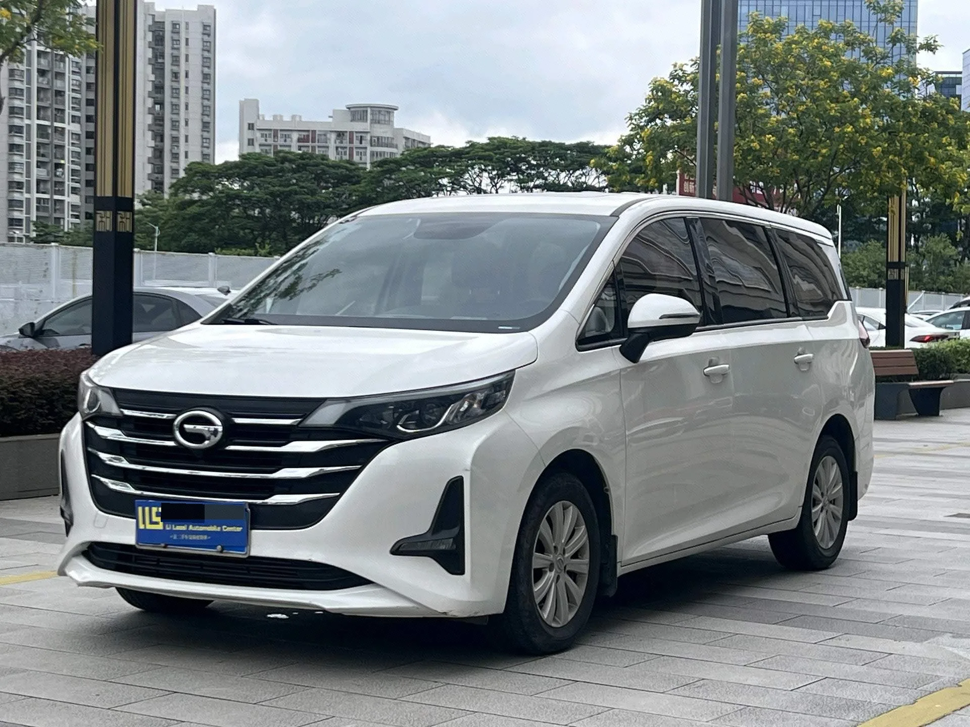 GAC Trumpchi M6 2019 270T Automatic Luxury Edition (7-Seater) National V