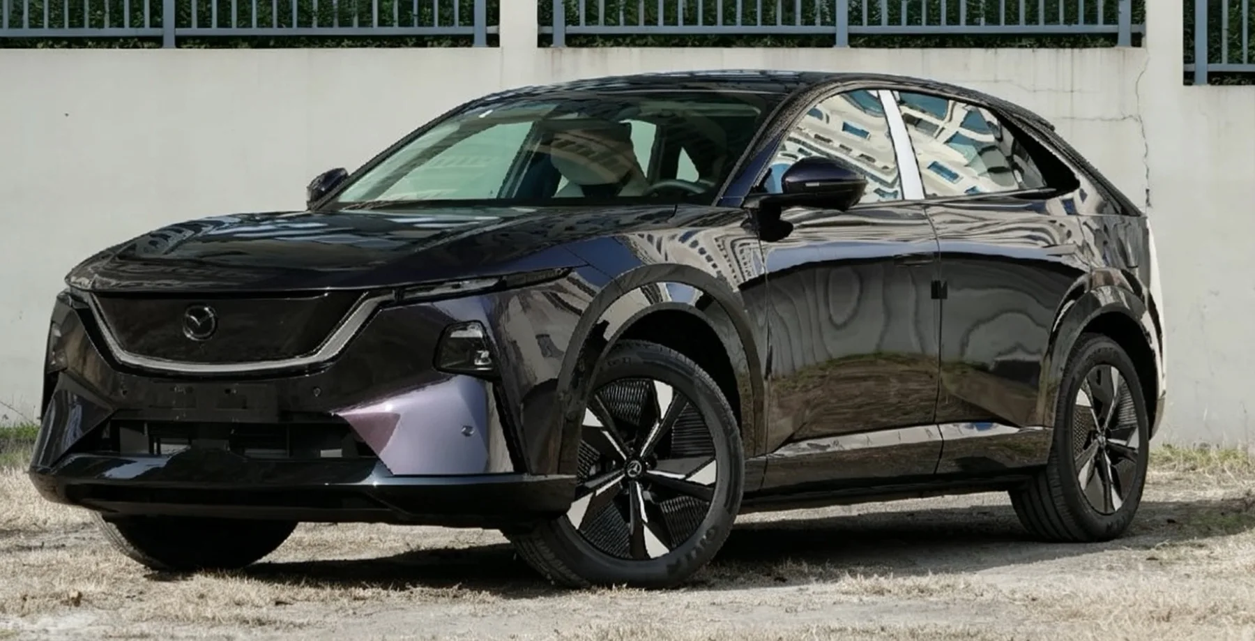 Mazda 2025 EZ-60 200 Pro Automatic