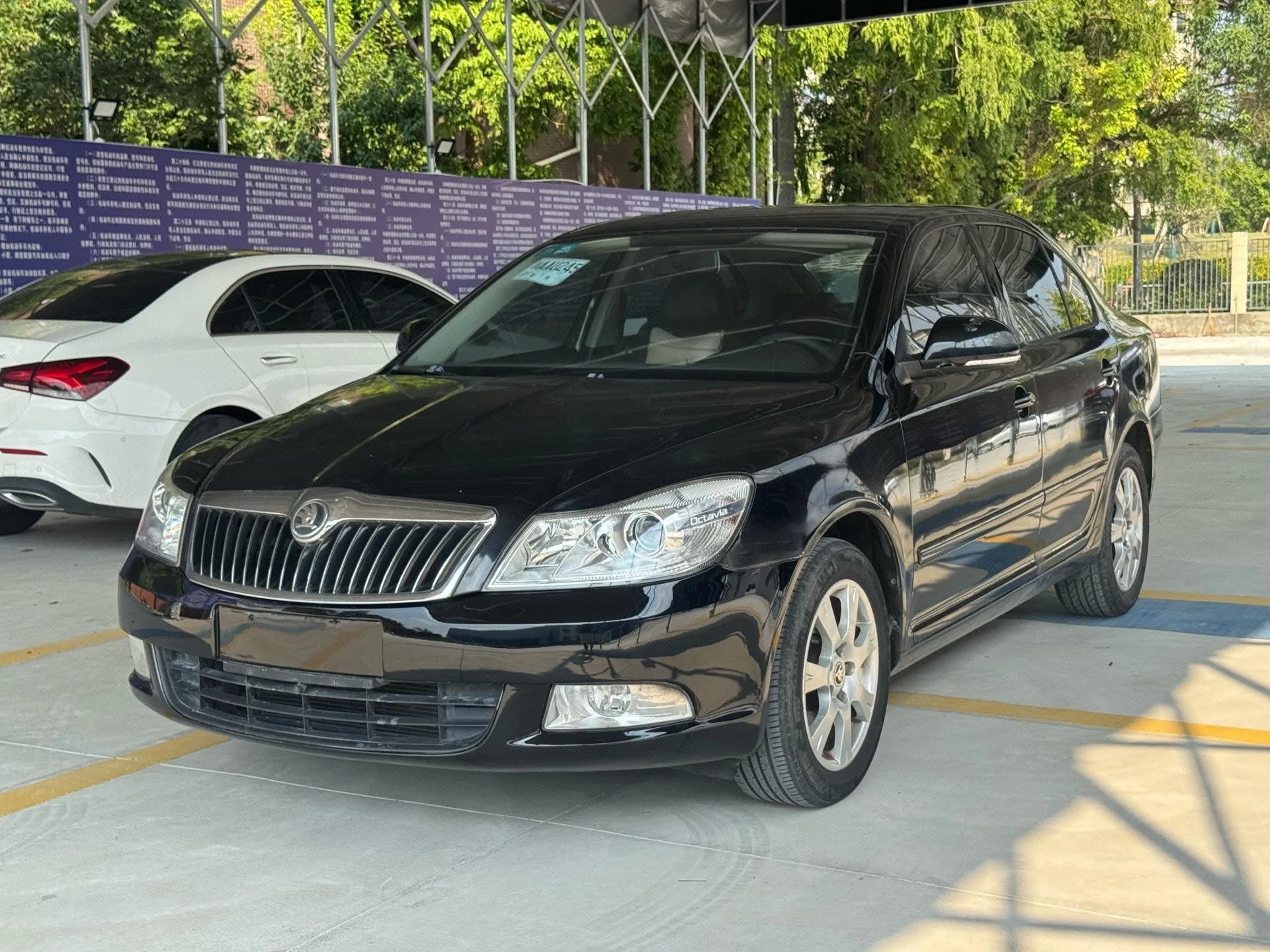 Octavia 2013 1.6L Automatic Elegance Edition