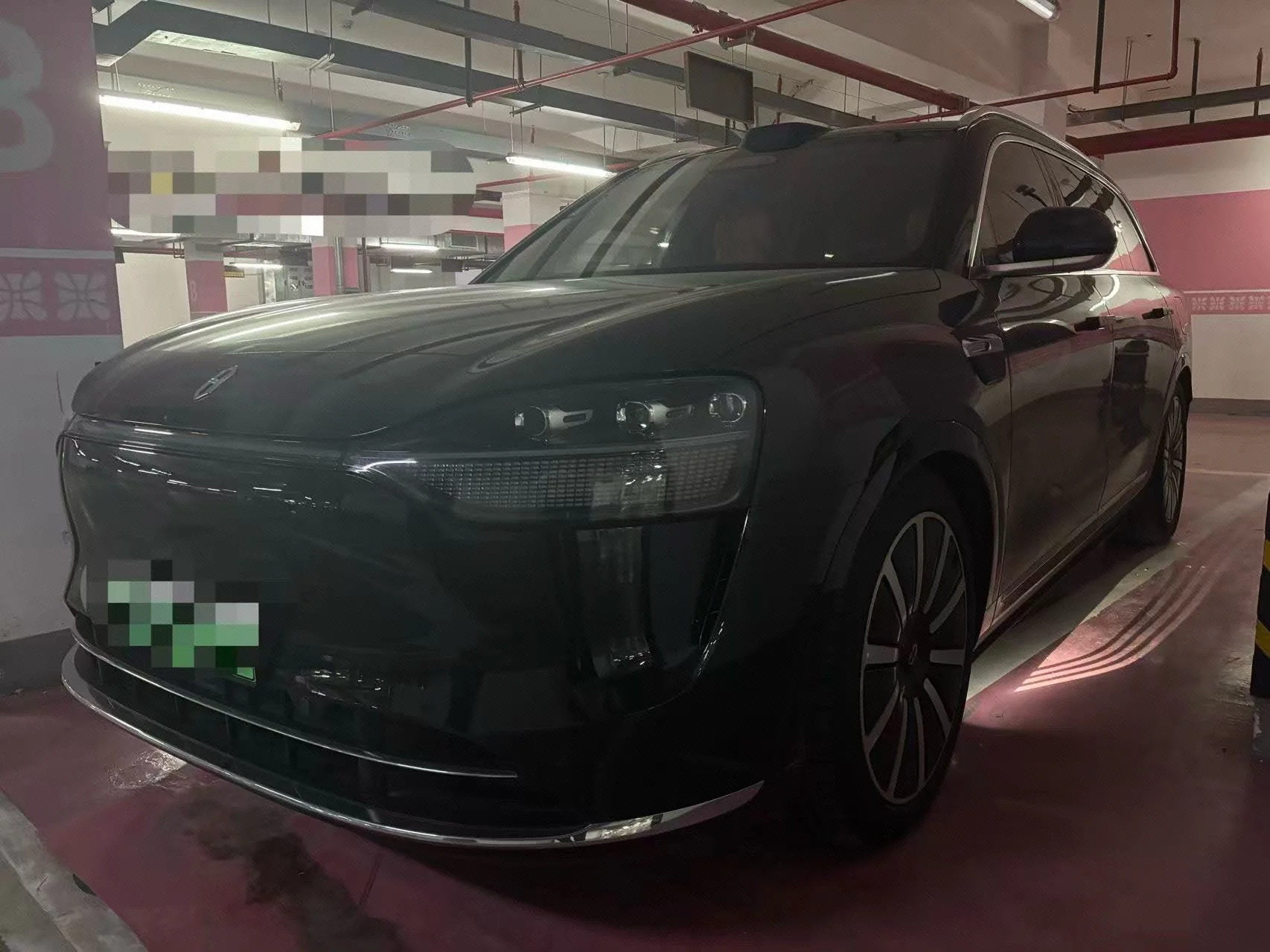 AITO 2025 Model M9 Extended Range Ultra Edition 52kWh 6-Seater Automatic Transmission