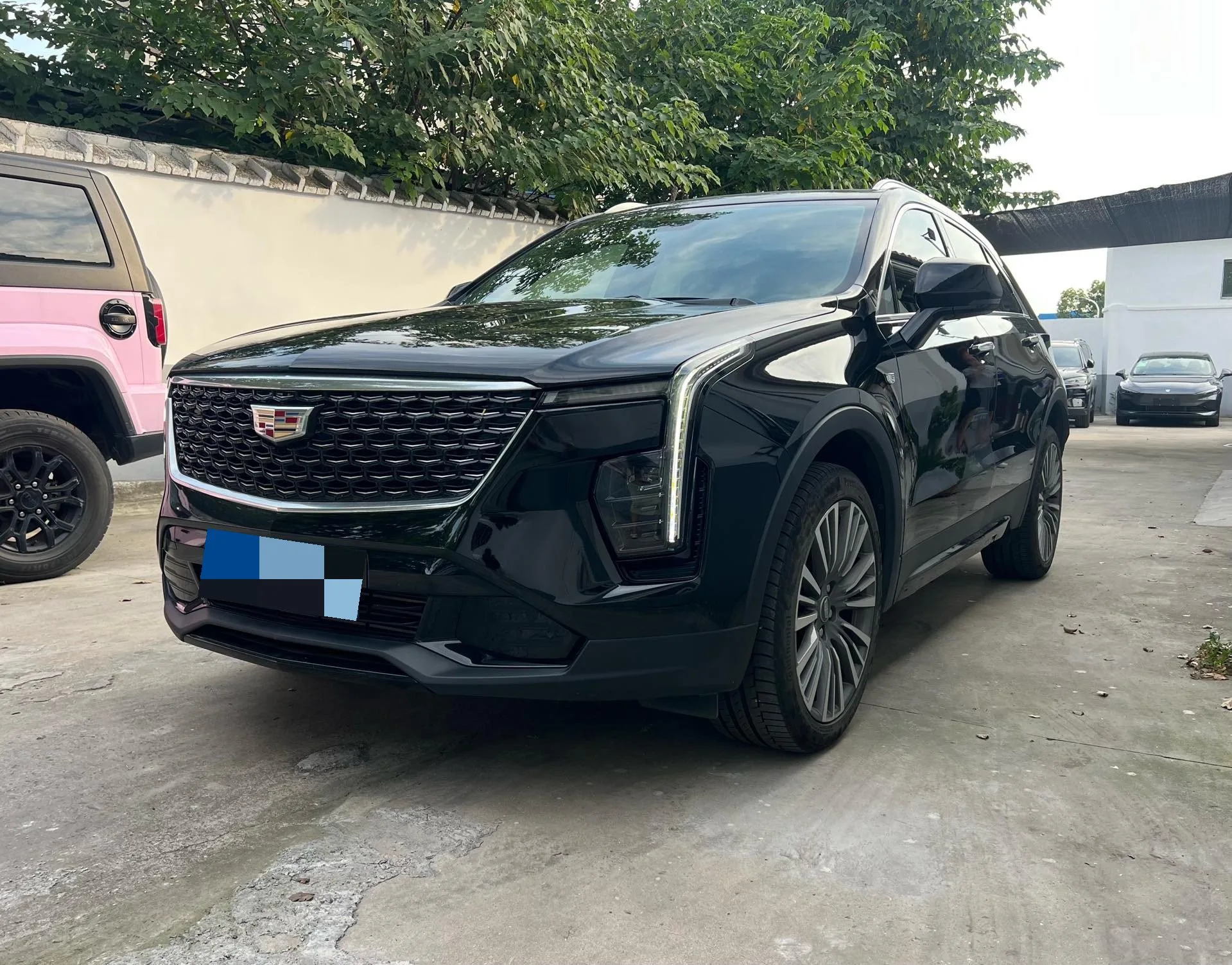 2024 Cadillac XT4 28T FWD Prestige