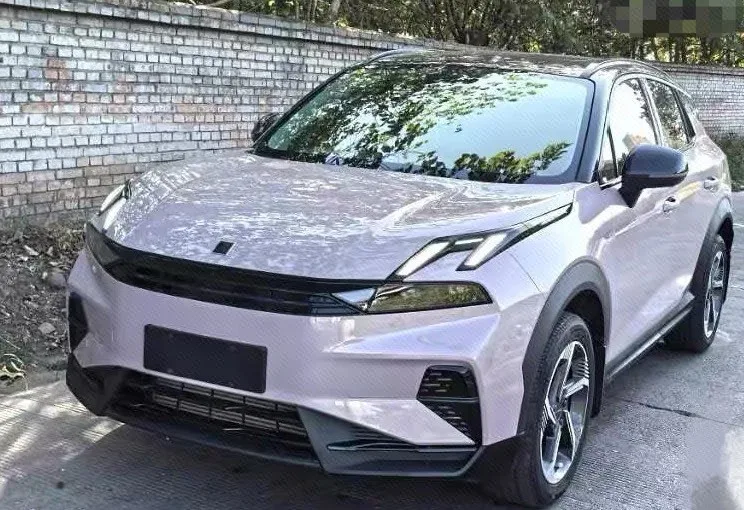 Lynk & Co 2025 Model Year Lynk & Co 06 1.5T Renew Halo Automatic