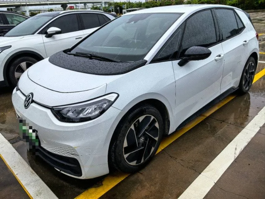 Volkswagen ID.3 Smart Edition 2025 (Automatic)