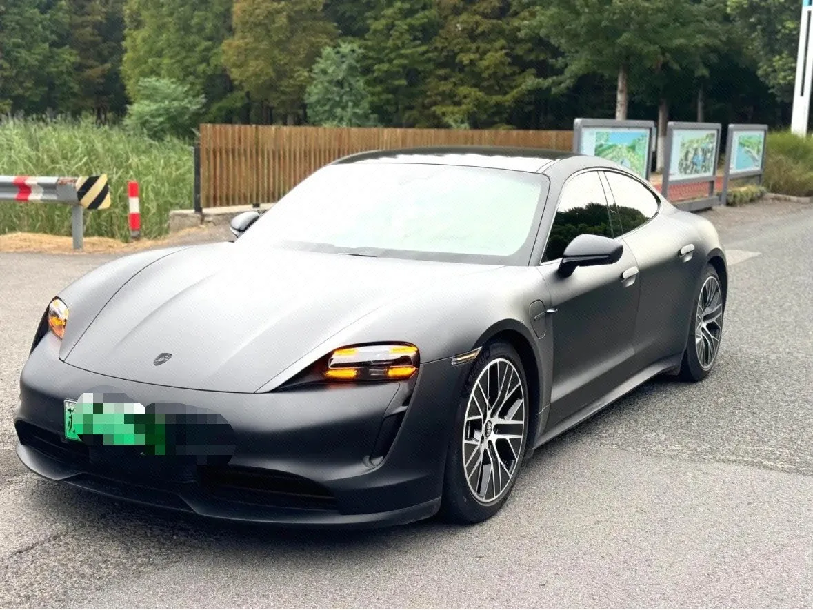 2022 Taycan facelift