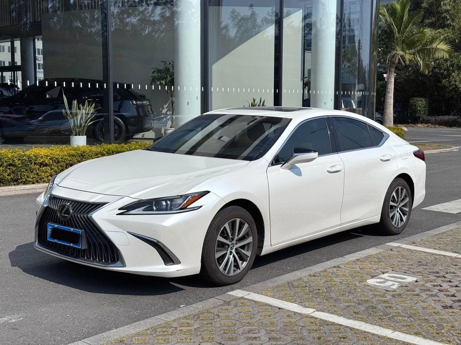 Lexus ES 2020 200 Excellence Edition