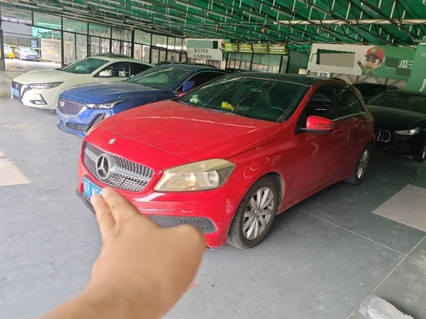Mercedes-Benz A-Class (Imported) 2013 Model Year A 180 Style