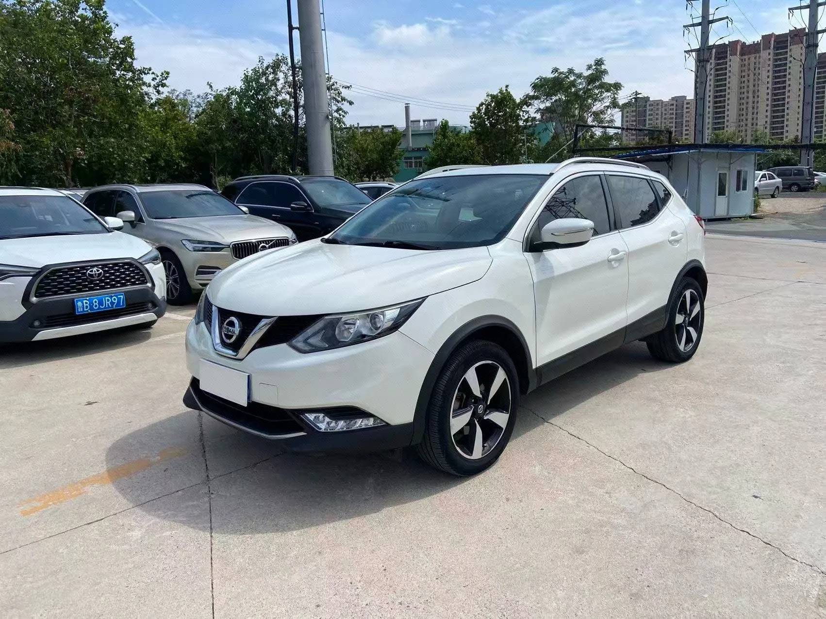 Nissan Qashqai 2017 2.0L CVT Smart Edition (National V Emission Standard)