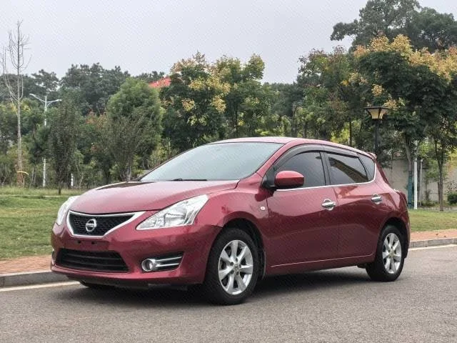 2014 Nissan Tiida 1.6L CVT Cool Cafe Edition