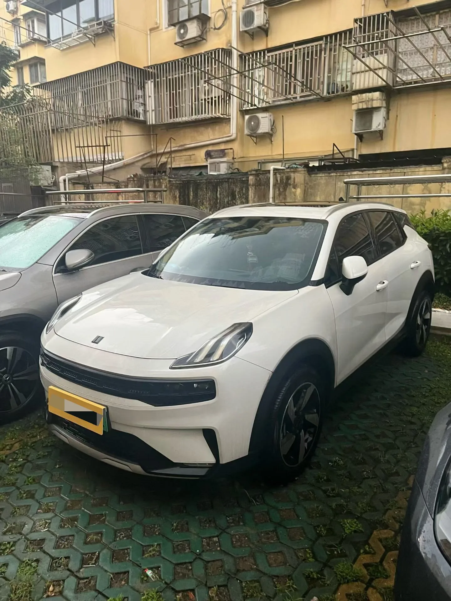 Lynk & Co 06 New Energy 2020 Model Year PHEV Plus
