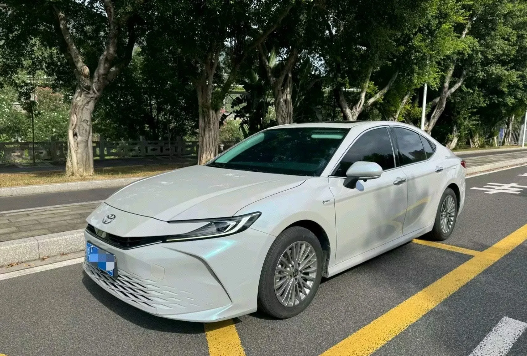 2024 Toyota Camry Hybrid 2.0HGVP CVT Luxury Edition Automatic