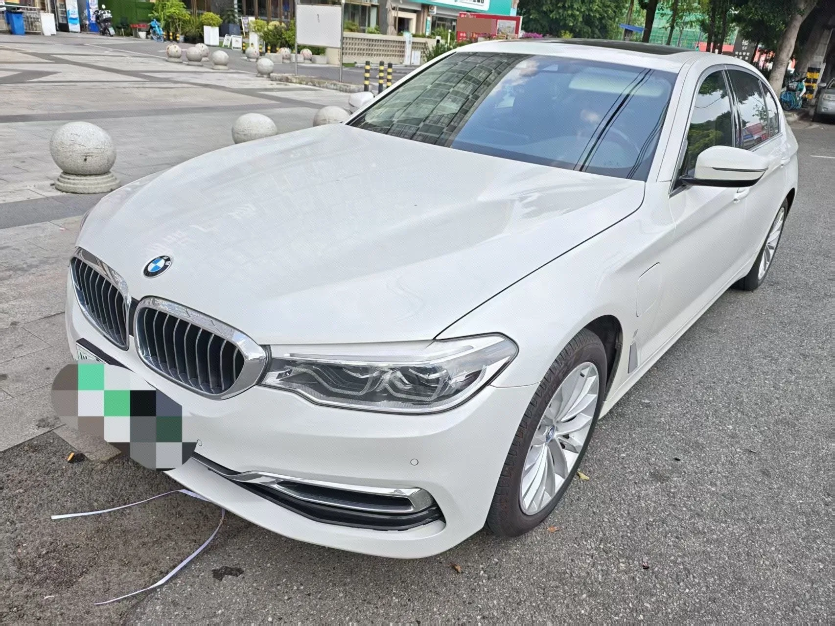 BMW 5 Series Plug-in Hybrid, 2019 Model Year, 530Le, Luxury Package