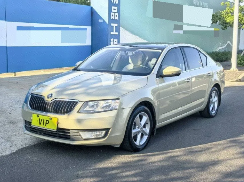 Octavia 2015 1.6L Automatic Elegance Edition