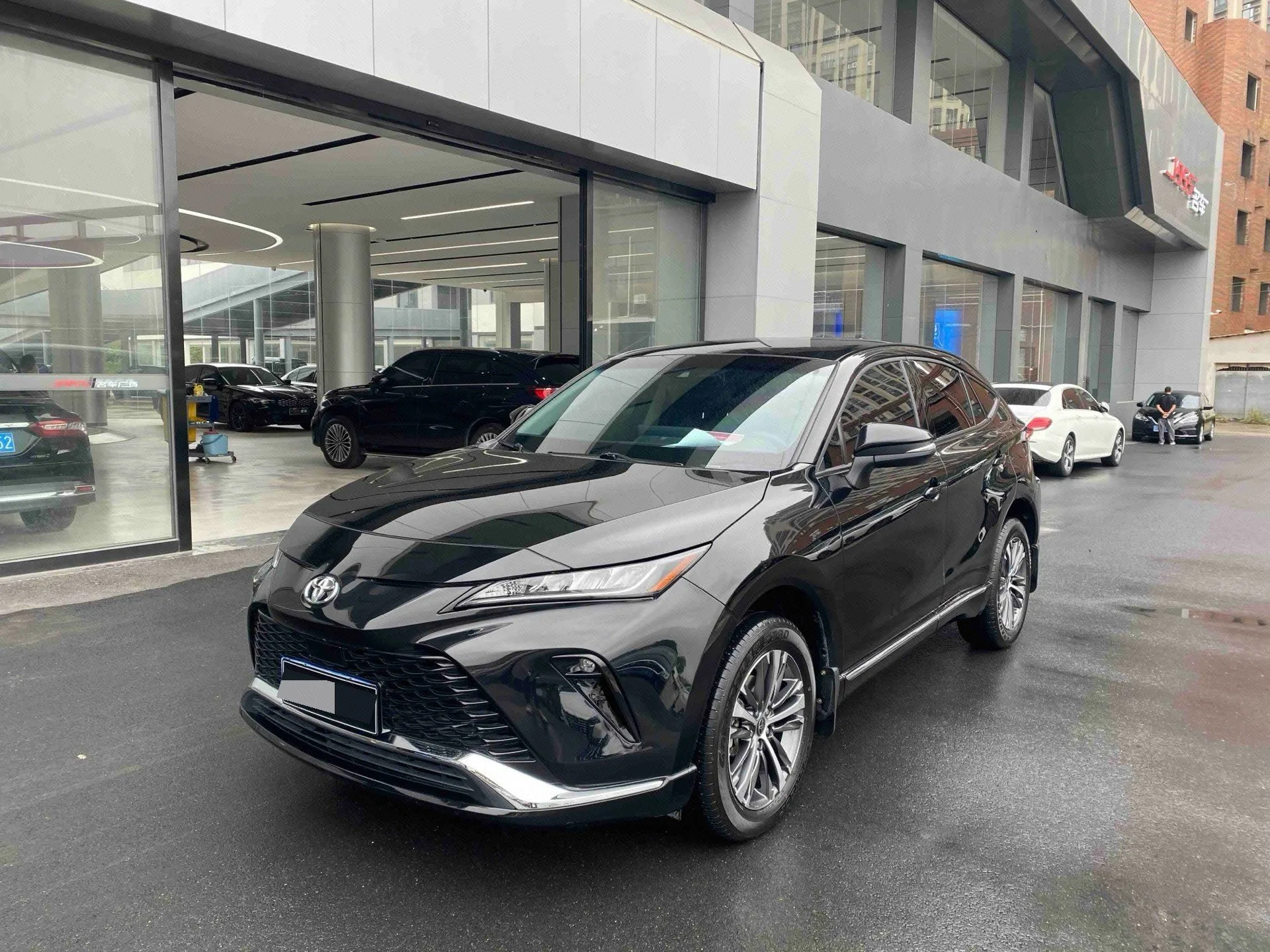 Toyota Venza 2023 2.0L CVT 2WD Luxury Automatic