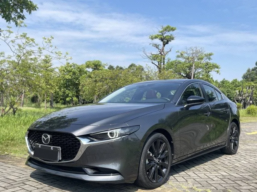 Mazda3 Axela 2023 2.0L Automatic Premium Edition