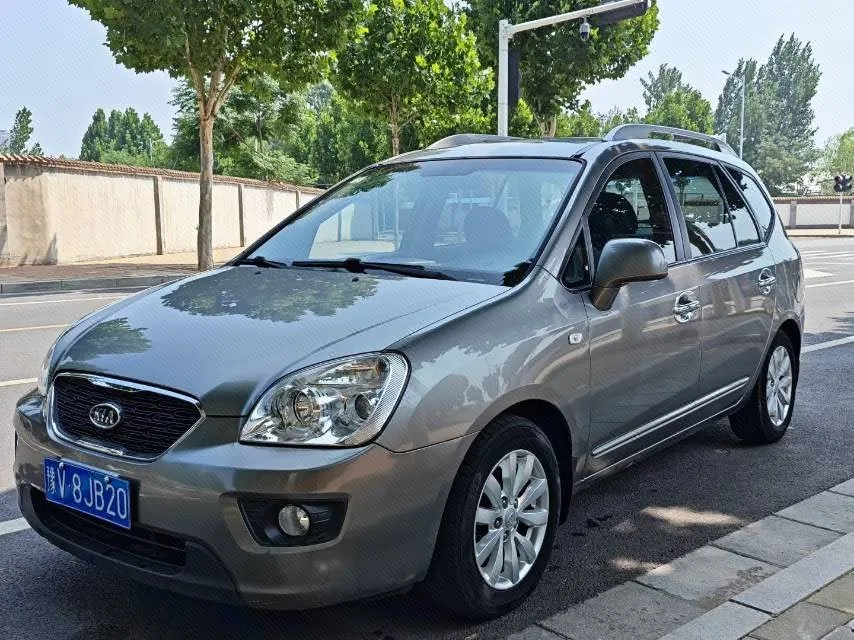 Carens 2011 2.0L 5-seater Automatic Comfort Edition