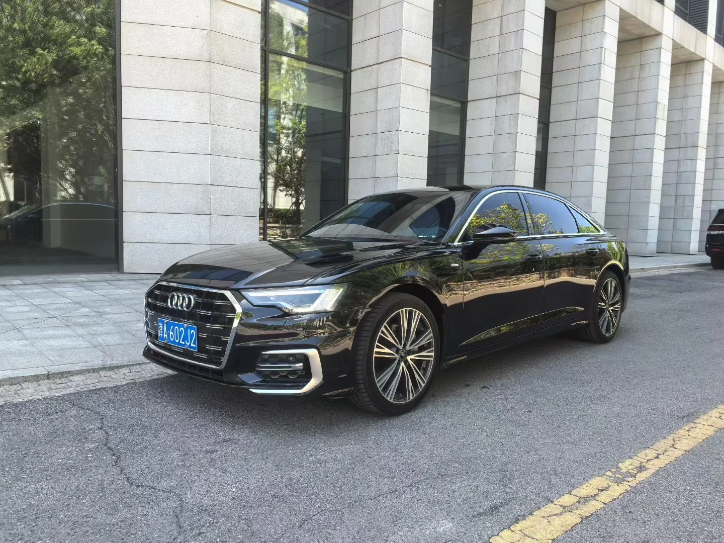 Audi A6L 2022 Facelift 45 TFSI Dynamic Edition