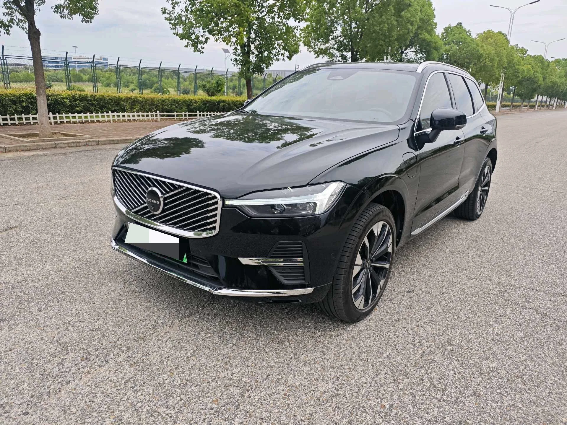Volvo XC60 PHEV 2026 Model XC60 PHEV 2.0T Long Range AWD Smart Luxury Edition Automatic Transmission