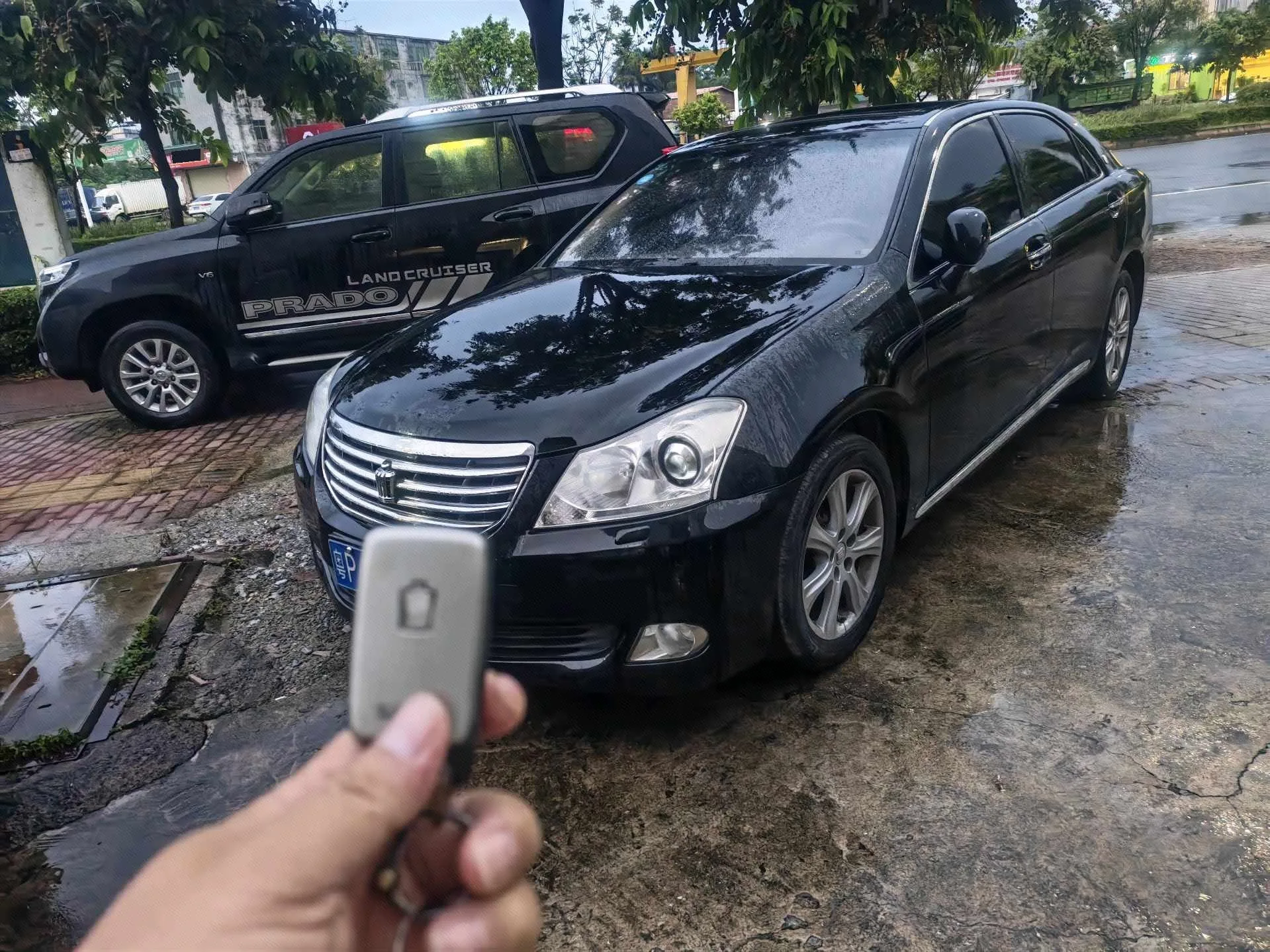 Crown 2010 Model Year 3.0L Royal Saloon Premium Edition