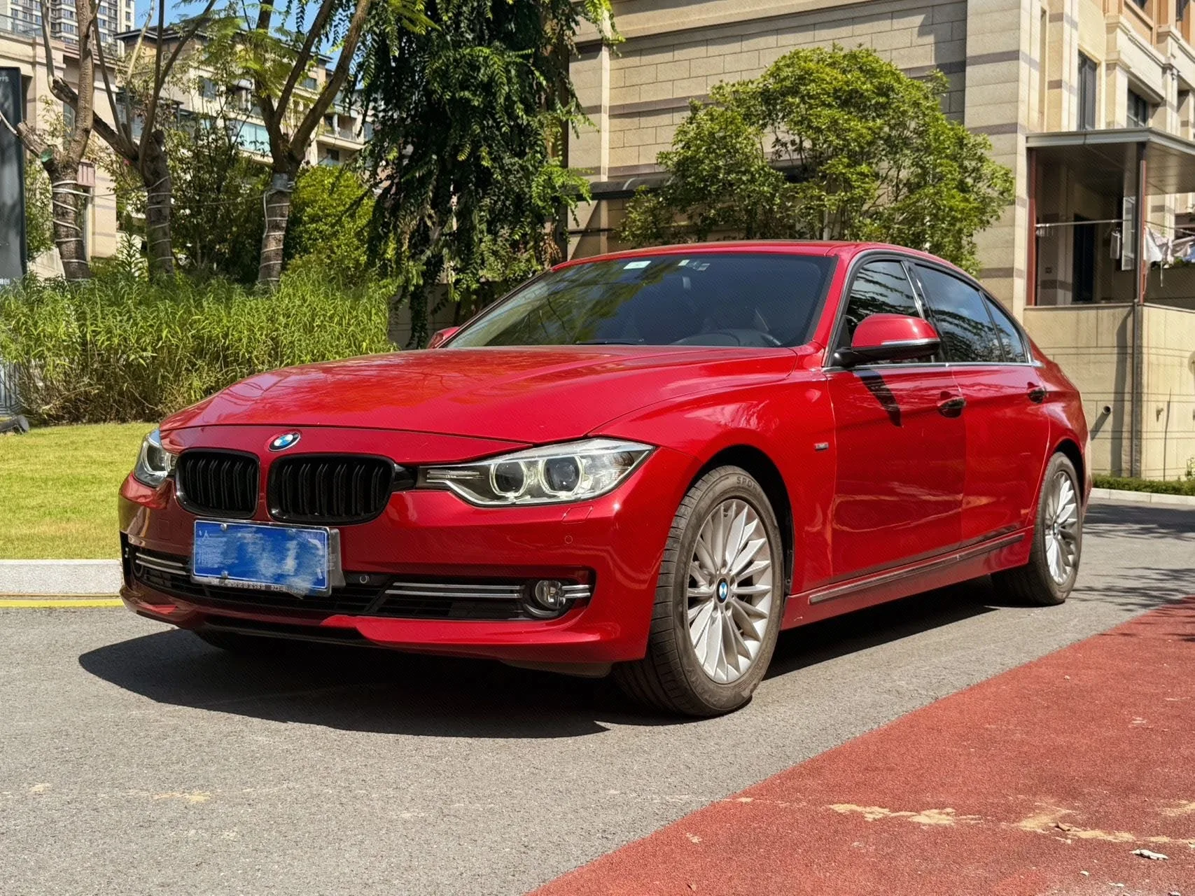 2013 BMW 3 Series Facelift 320Li Luxury Design Package