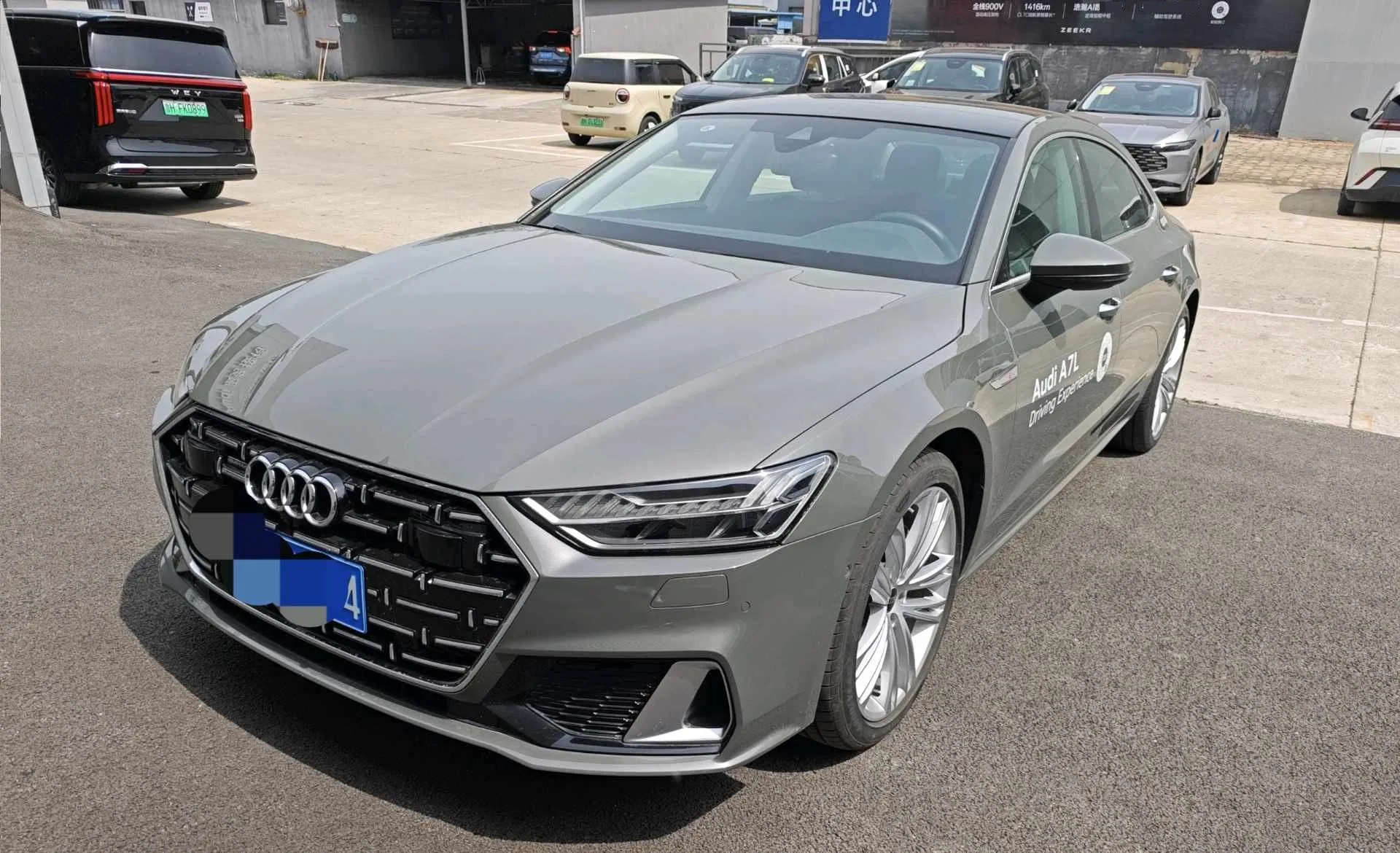 Audi 2024 A7L 2.0TFSI 45TFSI Quattro Luxury Automatic