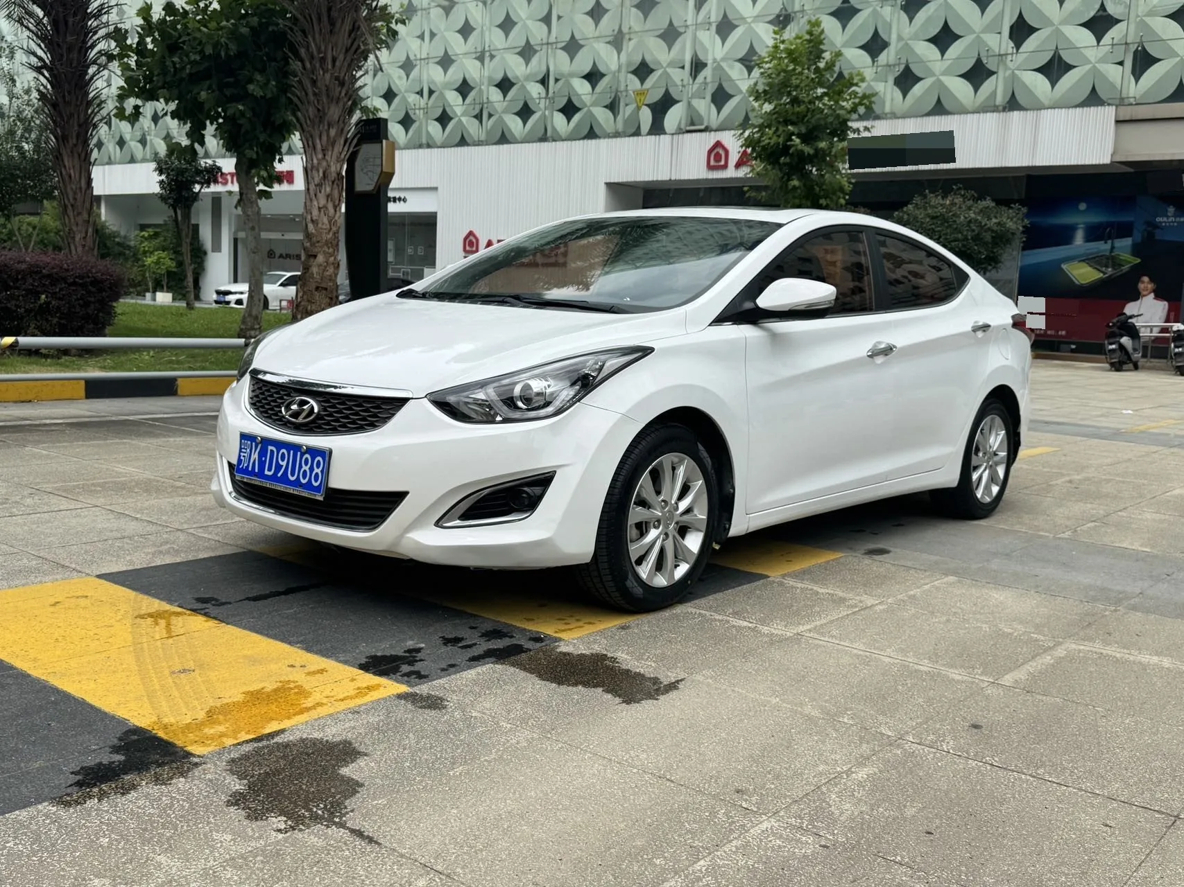 Hyundai Elantra 2016 1.6L Automatic Smart Edition