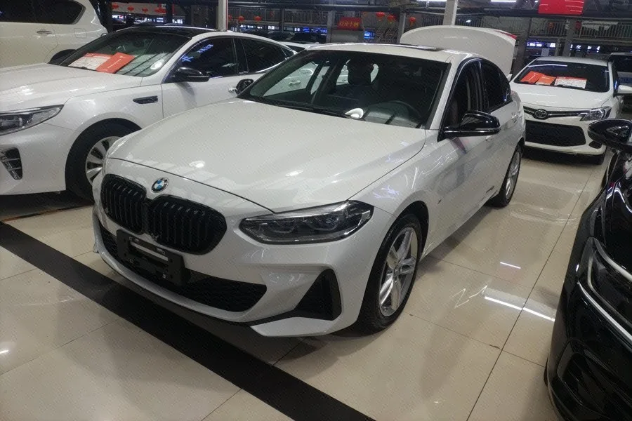 2022 BMW 1 Series 120i M Sport Shadow Edition