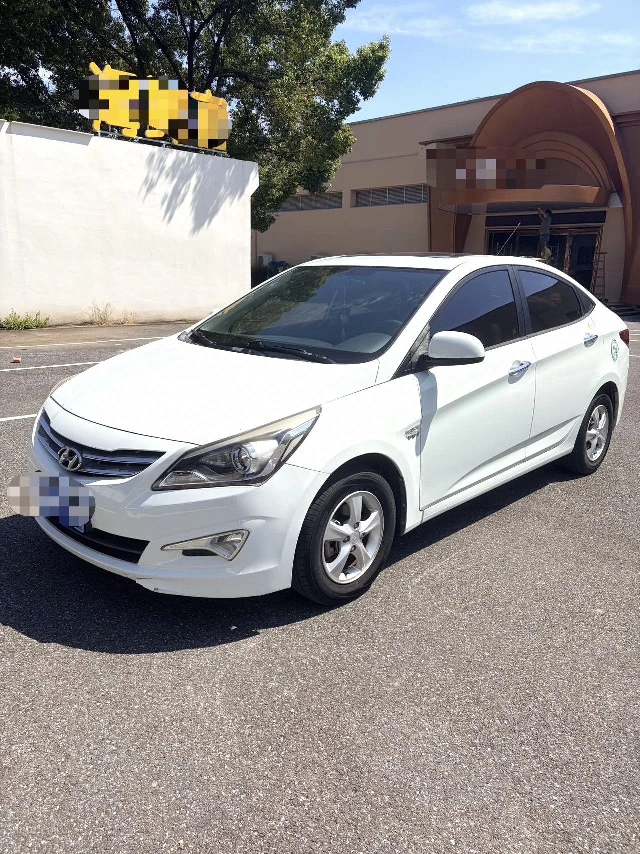 2014 Hyundai Reina 1.4L Automatic Intelligent GLS