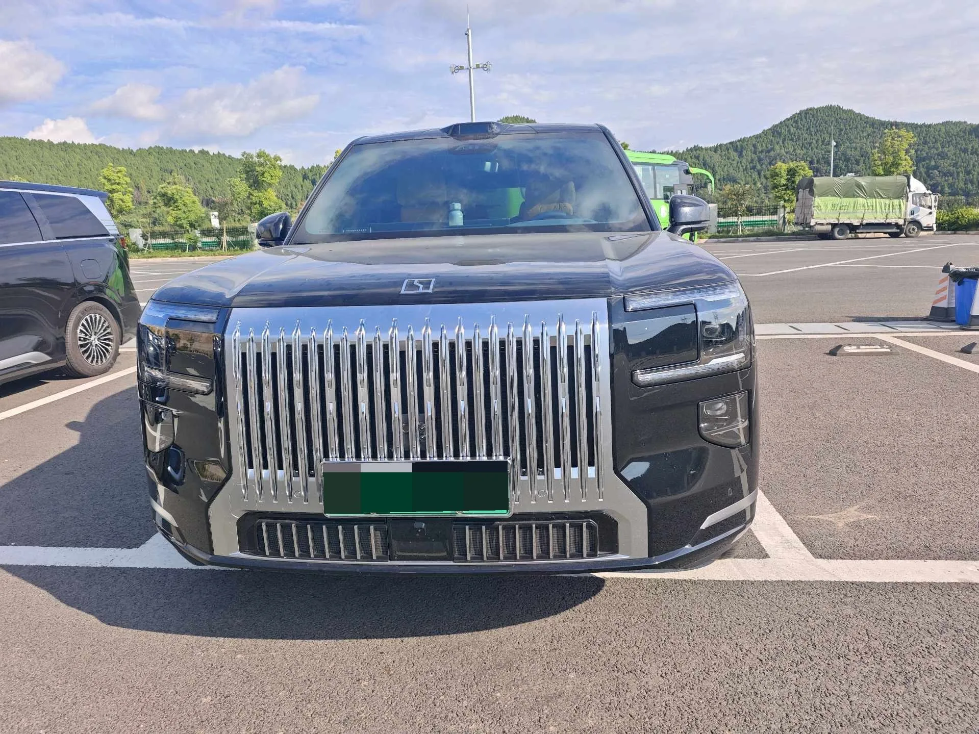 Jike 2025 Model Jike 9X 2.0T Hyper Edition 70kWh Automatic