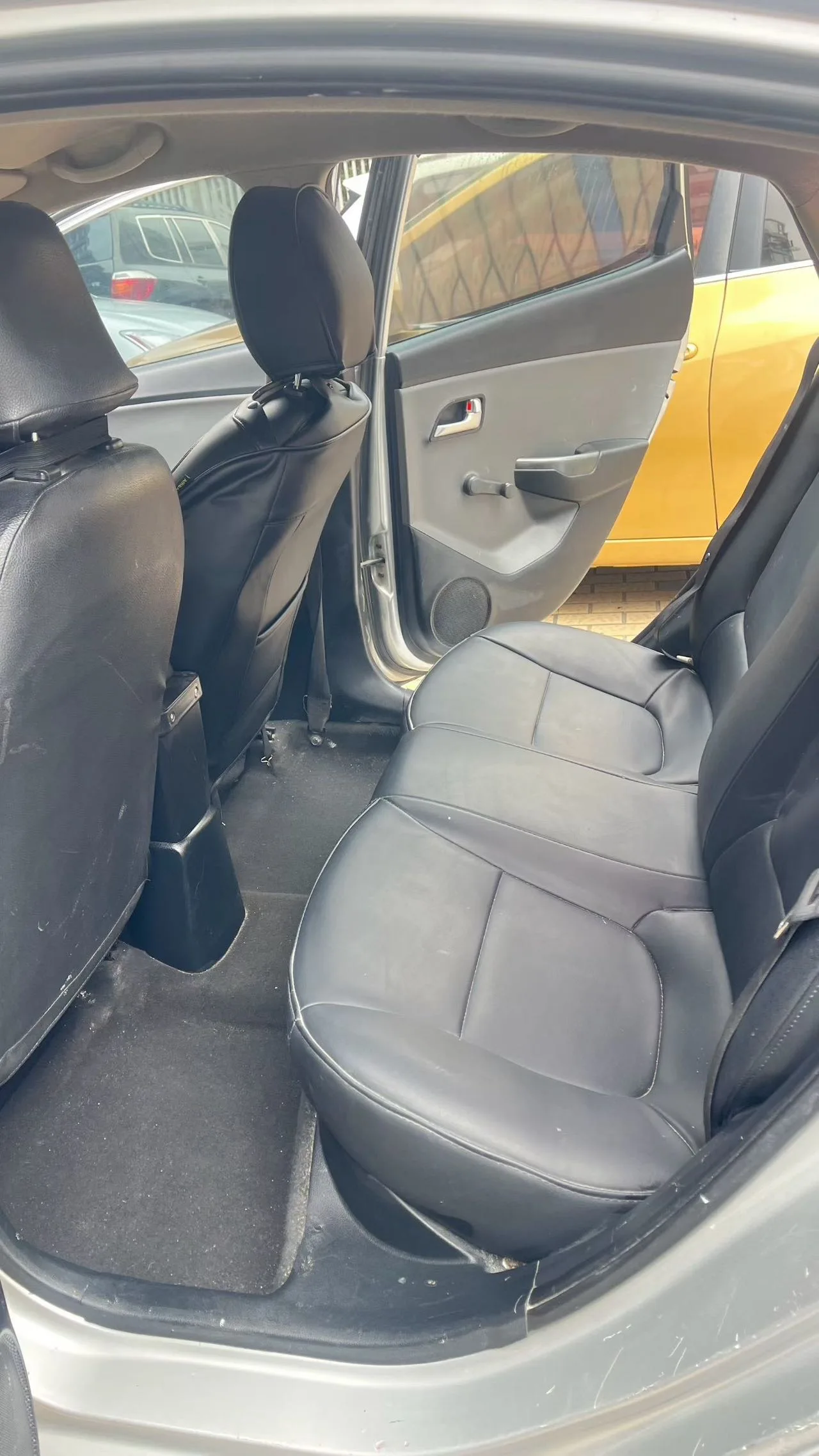 Kia K2 2012 Sedan 1.4L AT GLS Anniversary Edition