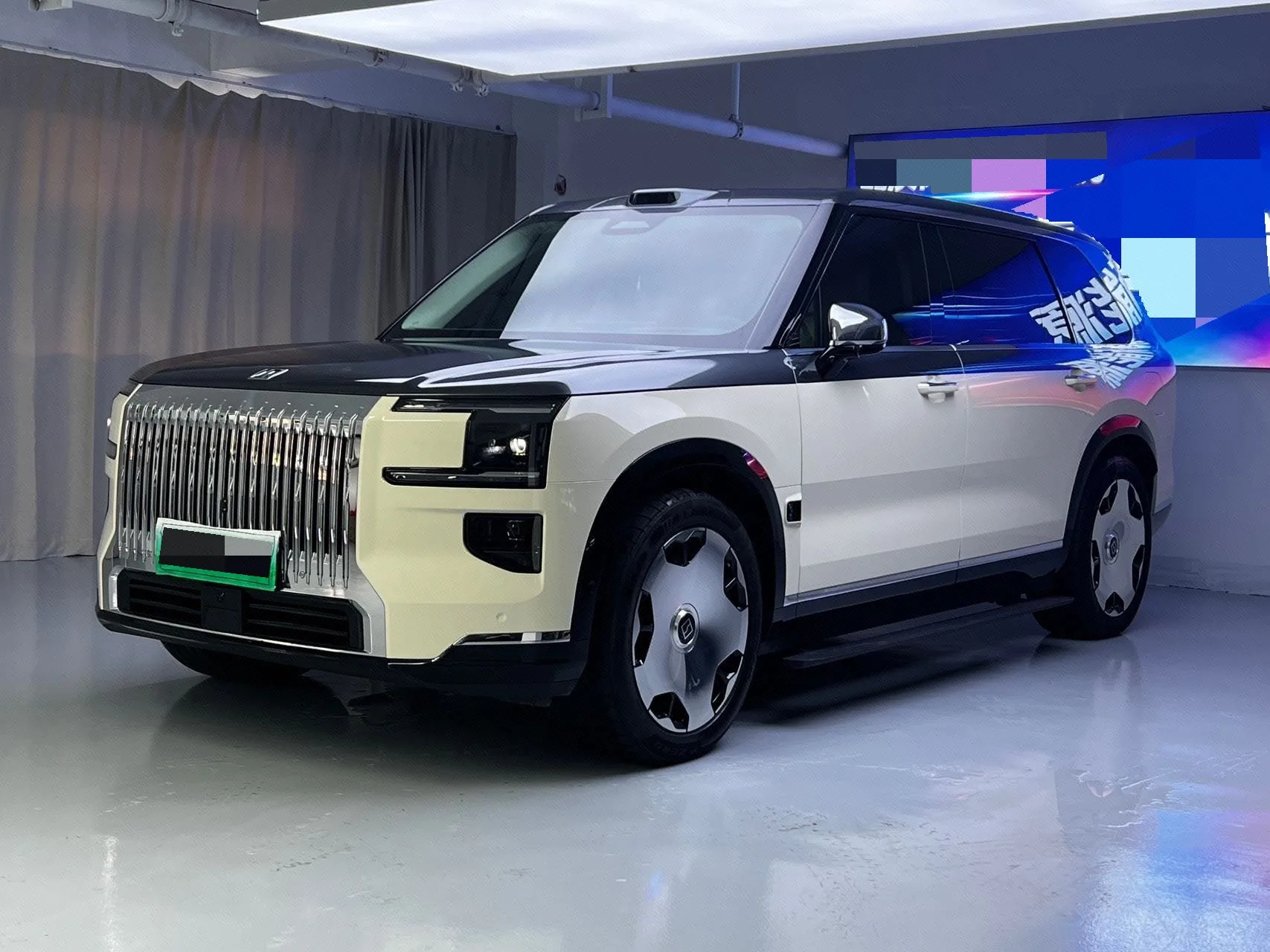 Jike 2025 Model Jike 9X 2.0T Hyper Edition 70kWh Automatic