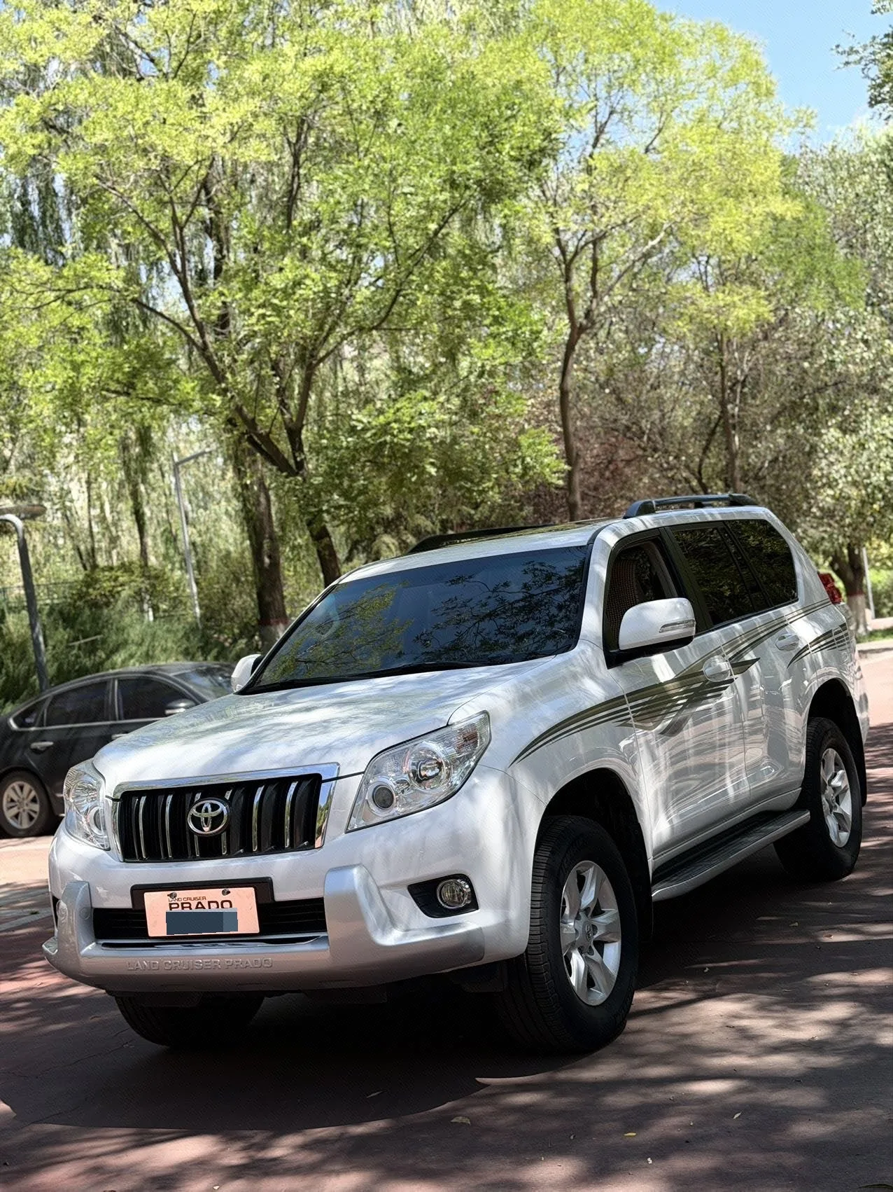 2014 Prado 4.0L Automatic TX-L NAVI