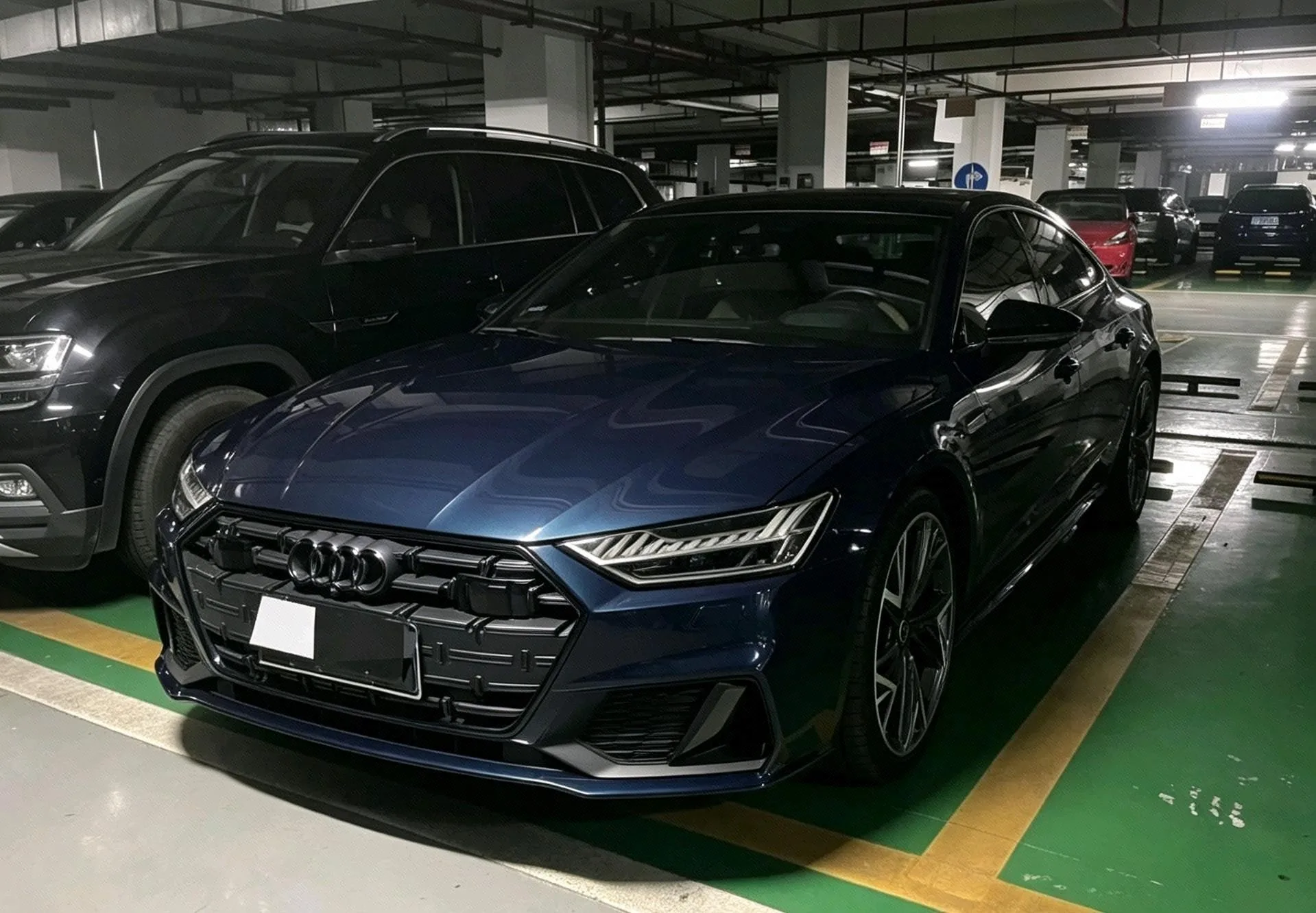 奥迪A7L 2022款 55 TFSI quattro S-line edition executive先见版