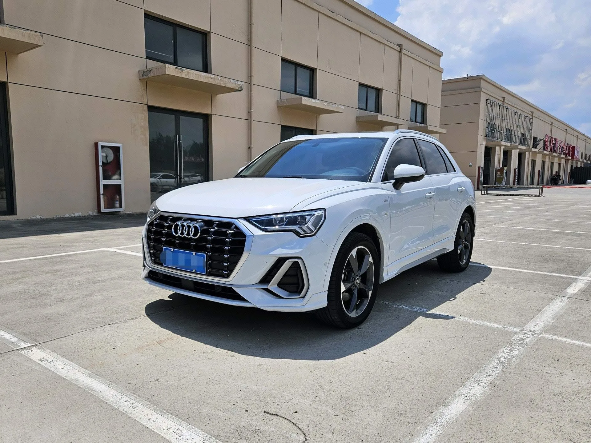 Audi Q3 2022 35 TFSI Fashion Dynamic Edition