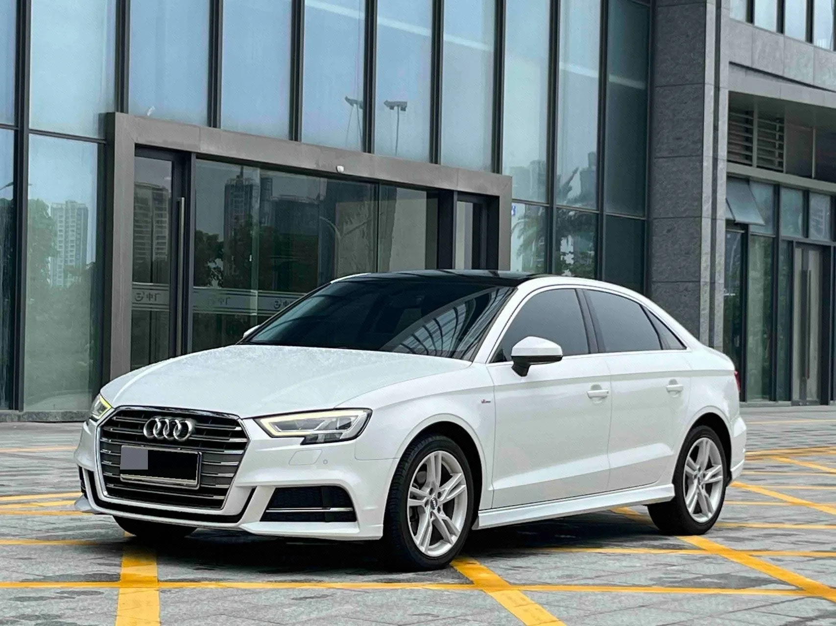 Audi A3 2020 Limousine 35 TFSI Fashion Edition (National V Emission Standard)
