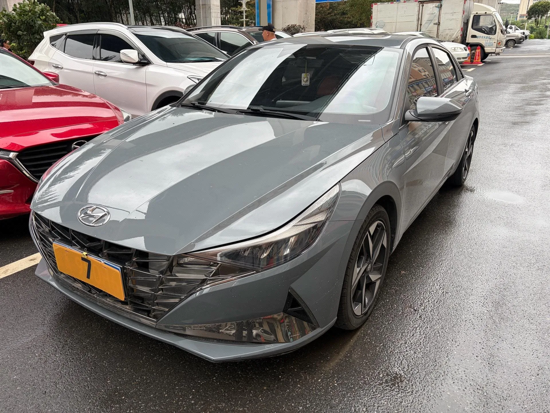 Hyundai Elantra 2021 240TGDi DCT LUX Premium Edition