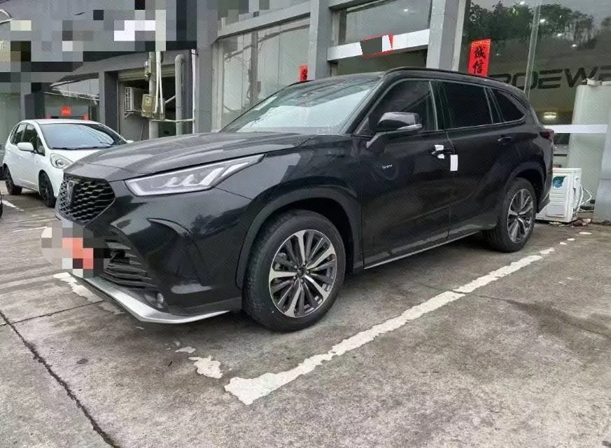 Toyota 2024 Crown Land Cruiser HEV 2.5 CVT 4WD Luxury Automatic