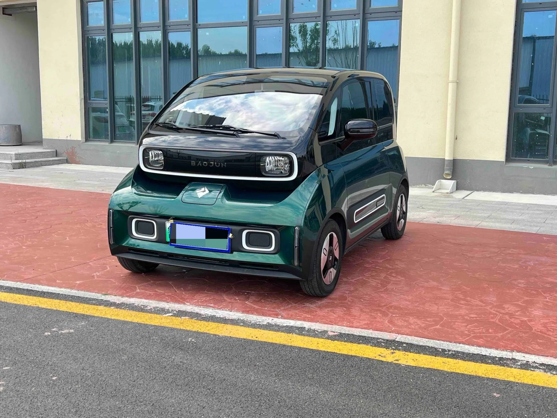 2023 Baojun KiWi EV Smart Trend Edition with Ternary Lithium Battery
