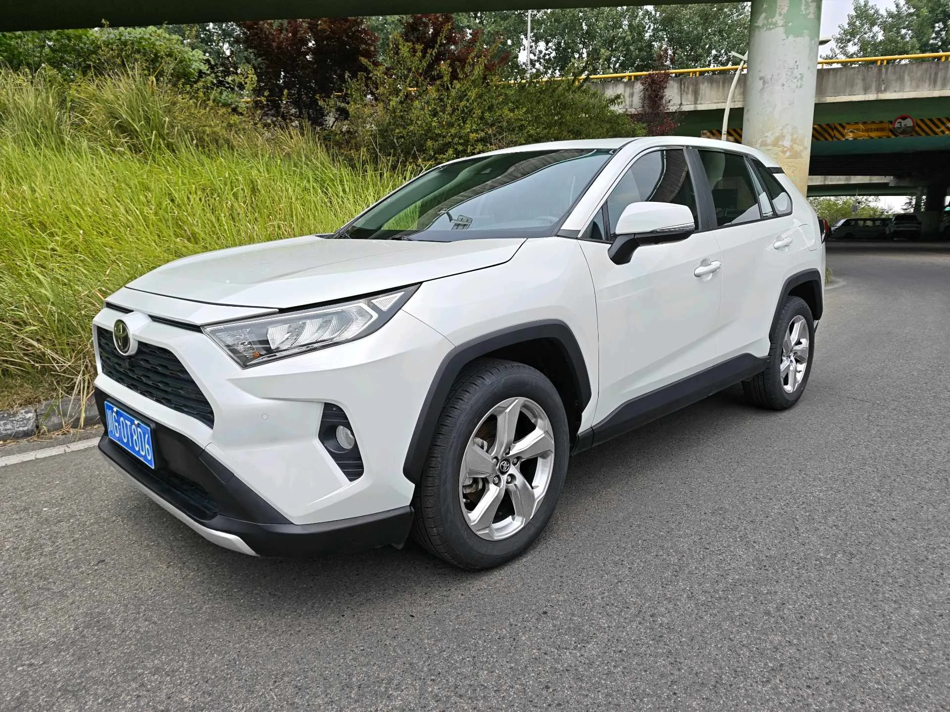 2023 Toyota RAV4 2.0L CVT 2WD Fashion Edition Automatic